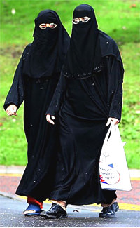 niqabpeterbyrneblog.jpg